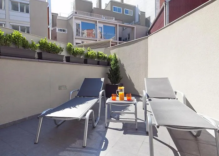 Charmsuites Paralel